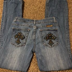 Cowgirl Tuff Co. Jeans! Size 28